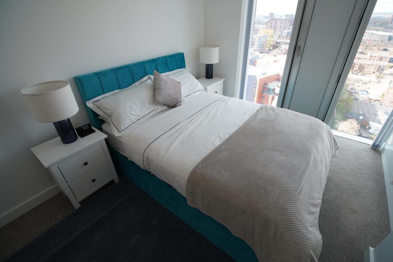 Location And Luxury In The Centre Of Manchester... Apartment ภายนอก รูปภาพ